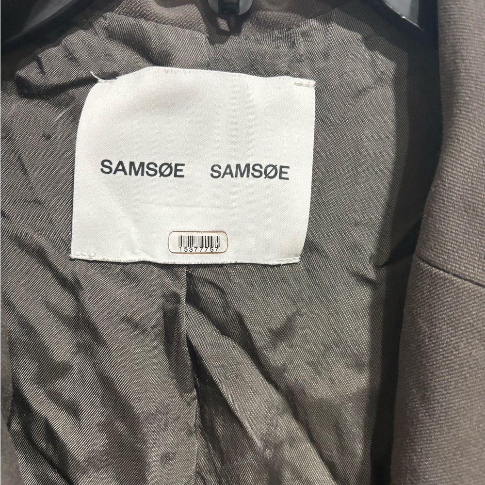 SAMSOE Oversized Single-Button Blazer in Taupe - Picture 7 of 8